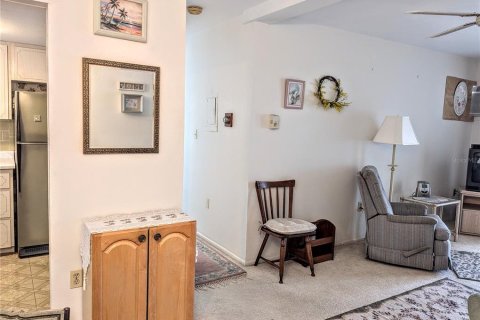Condo in Bradenton, Florida, 1 bedroom  № 1531439 - photo 14