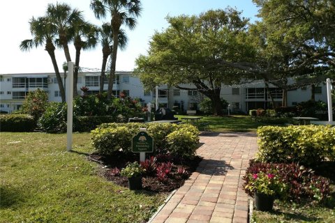 Condo in Bradenton, Florida, 1 bedroom  № 1531439 - photo 28