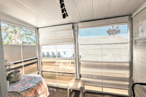 Condo in Bradenton, Florida, 1 bedroom  № 1531439 - photo 19