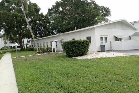 Condo in Bradenton, Florida, 1 bedroom  № 1531439 - photo 21