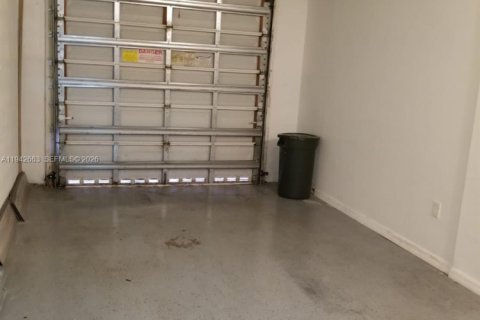 Copropriété à louer à Miramar, Floride: 1 chambre, 78.97 m2 № 2000101 - photo 10