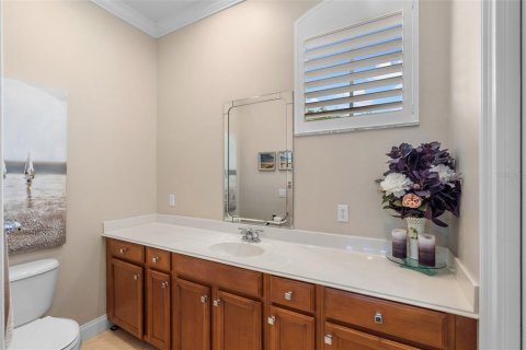 House in Howey-in-the-Hills, Florida 3 bedrooms, 246.01 sq.m. № 1916170 - photo 15