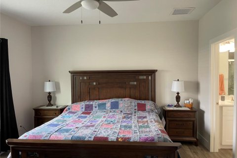 Casa en venta en Weeki Wachee, Florida, 3 dormitorios, 154.5 m2 № 2211969 - foto 11