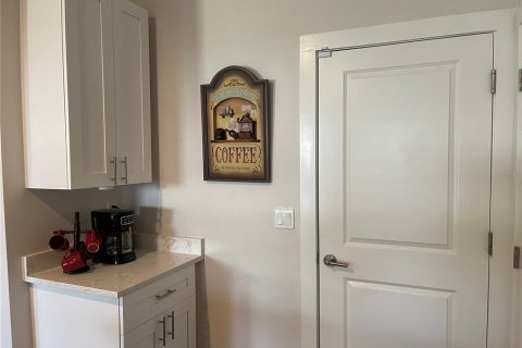 Casa en venta en Weeki Wachee, Florida, 3 dormitorios, 154.5 m2 № 2211969 - foto 6