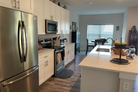 Casa en venta en Weeki Wachee, Florida, 3 dormitorios, 154.5 m2 № 2211969 - foto 5