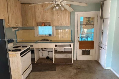 Casa en venta en Fort Lauderdale, Florida, 2 dormitorios, 109.81 m2 № 1974203 - foto 6