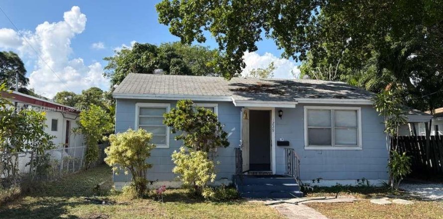 Casa en Fort Lauderdale, Florida 2 dormitorios, 109.81 m2 № 1974203