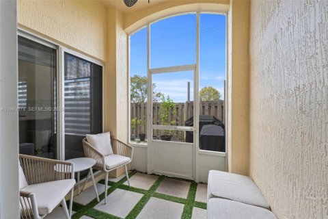 Adosado en venta en Homestead, Florida, 3 dormitorios, 184.97 m2 № 2058947 - foto 7