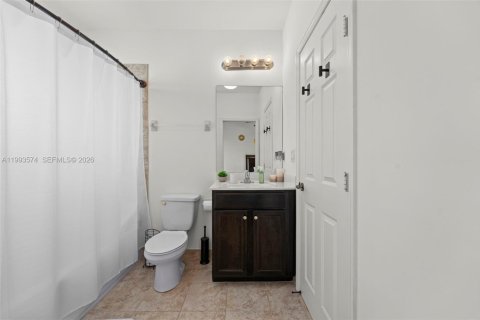 Adosado en venta en Homestead, Florida, 3 dormitorios, 184.97 m2 № 2058947 - foto 30