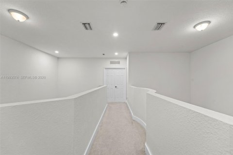 Adosado en venta en Homestead, Florida, 3 dormitorios, 184.97 m2 № 2058947 - foto 9
