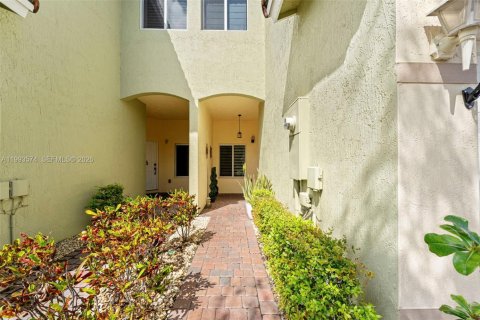 Adosado en venta en Homestead, Florida, 3 dormitorios, 184.97 m2 № 2058947 - foto 19