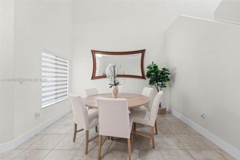 Adosado en venta en Homestead, Florida, 3 dormitorios, 184.97 m2 № 2058947 - foto 21