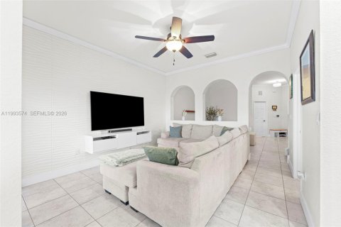Adosado en venta en Homestead, Florida, 3 dormitorios, 184.97 m2 № 2058947 - foto 25