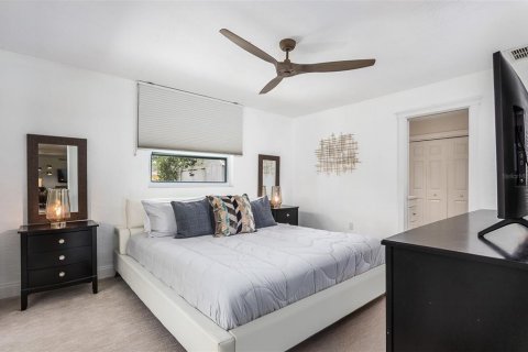 House in Sarasota, Florida 3 bedrooms, 143.81 sq.m. № 1508979 - photo 26