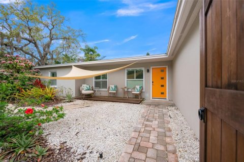 House in Sarasota, Florida 3 bedrooms, 143.81 sq.m. № 1508979 - photo 10