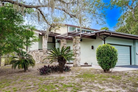 Casa en venta en Haines City, Florida, 2 dormitorios, 172.8 m2 № 1590617 - foto 1