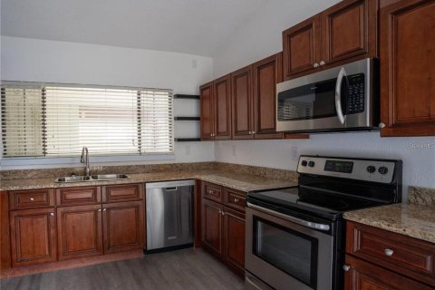 Casa en venta en Haines City, Florida, 2 dormitorios, 172.8 m2 № 1590617 - foto 5