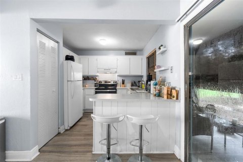Copropriété à vendre à Gainesville, Floride: 2 chambres, 113.9 m2 № 2196297 - photo 13