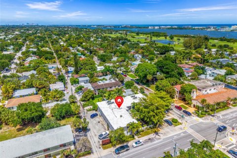 Propiedad comercial en venta en Lake Worth, Florida № 2074977 - foto 15