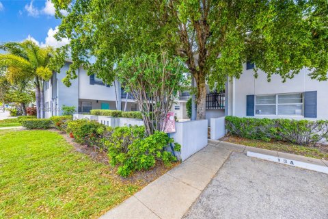 Propiedad comercial en venta en Lake Worth, Florida № 2074977 - foto 4