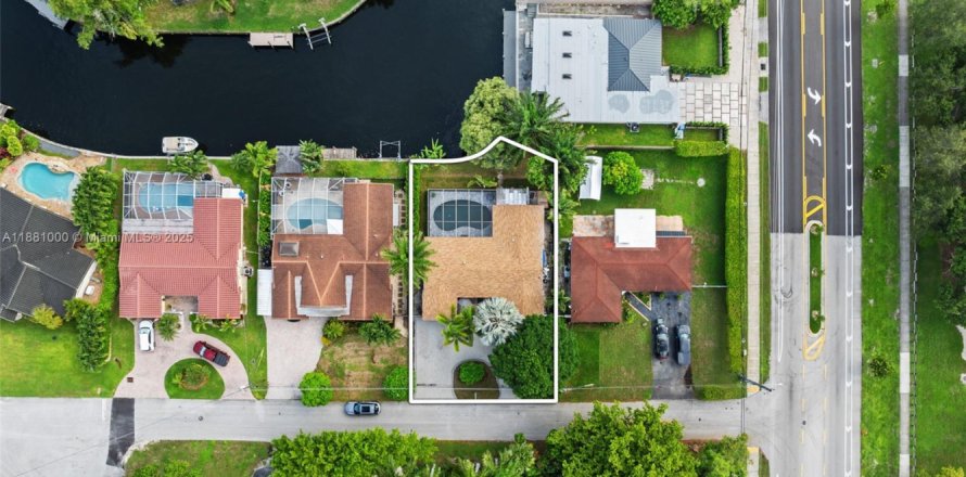 Villa ou maison à Oakland Park, Floride 4 chambres, 156.17 m2 № 1930051