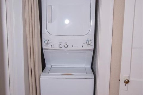 Casa en alquiler en Orlando, Florida, 2 dormitorios, 107.3 m2 № 1833207 - foto 17