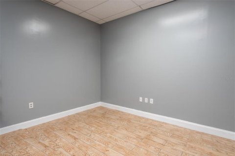 Commercial property in Kissimmee, Florida 2341.14 sq.m. № 2235343 - photo 15