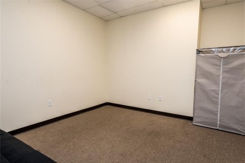 Commercial property in Kissimmee, Florida 2341.14 sq.m. № 2235343 - photo 18