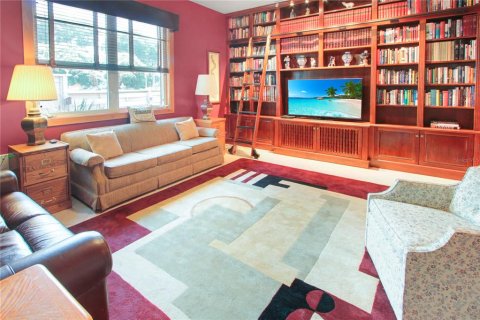 House in Leesburg, Florida 2 bedrooms, 273.6 sq.m. № 2150388 - photo 27