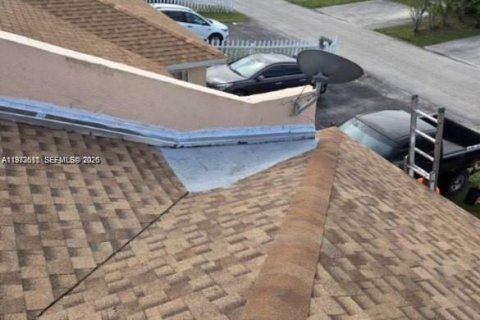 Adosado en venta en Miami Gardens, Florida, 3 dormitorios, 105.91 m2 № 2033312 - foto 6