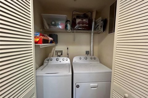 Copropriété à vendre à Orlando, Floride: 2 chambres, 100.06 m2 № 1850990 - photo 17