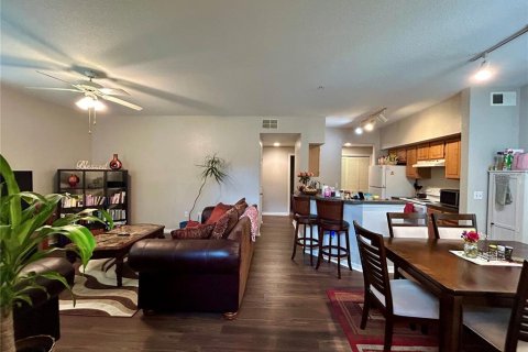 Copropriété à vendre à Orlando, Floride: 2 chambres, 100.06 m2 № 1850990 - photo 3