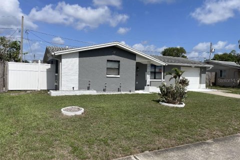 Casa en venta en Holiday, Florida, 2 dormitorios, 95.5 m2 № 1793536 - foto 3