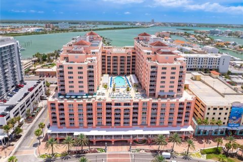 Condominio en venta en Clearwater, Florida, 3 dormitorios, 251.3 m2 № 2100844 - foto 2