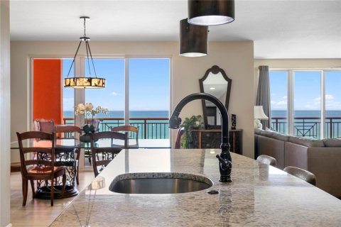 Condominio en venta en Clearwater, Florida, 3 dormitorios, 251.3 m2 № 2100844 - foto 22