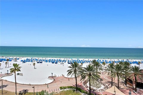 Condominio en venta en Clearwater, Florida, 3 dormitorios, 251.3 m2 № 2100844 - foto 27