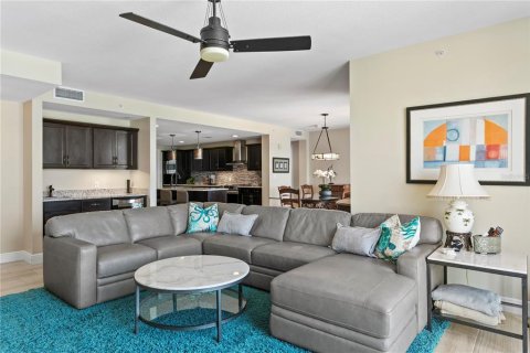 Condominio en venta en Clearwater, Florida, 3 dormitorios, 251.3 m2 № 2100844 - foto 14