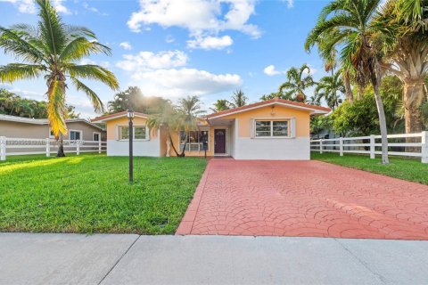 House in Hollywood, Florida 3 bedrooms, 133.69 sq.m. № 1955854 - photo 5