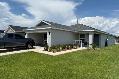 House in Lakeland, Florida 3 bedrooms, 138.61 sq.m. № 1817862 - photo 1