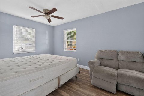 Villa ou maison à vendre à Palm Bay, Floride: 3 chambres, 157.93 m2 № 2435475 - photo 20