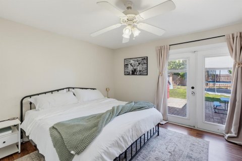 House in Port St. Lucie, Florida 3 bedrooms, 136.94 sq.m. № 2389922 - photo 15