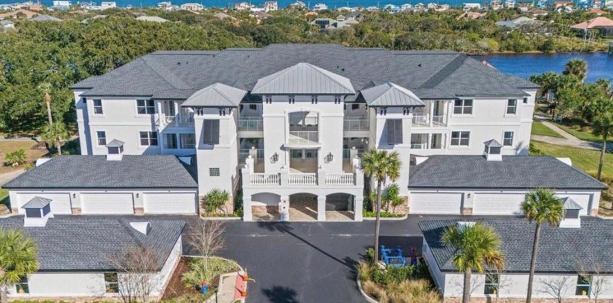 Condo in Palm Coast, Florida, 3 bedrooms  № 2110080