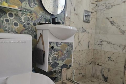 Copropriété à vendre à Miami Beach, Floride: 2 chambres, 56.48 m2 № 2017094 - photo 26