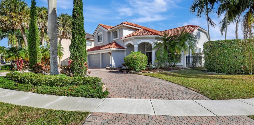 House in Boca Raton, Florida 4 bedrooms, 314.47 sq.m. № 849914
