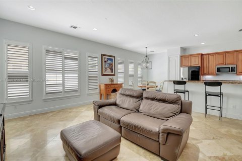 Снять в аренду таунхаус в Бока-Ратон, Флорида 4 спальни, 232.35м2, № 1949343 - фото 27