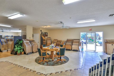Commercial property in Bunnell, Florida 278.71 sq.m. № 2206419 - photo 13
