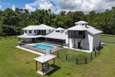House in Williston, Florida 6 bedrooms, 338.81 sq.m. № 1687830 - photo 3