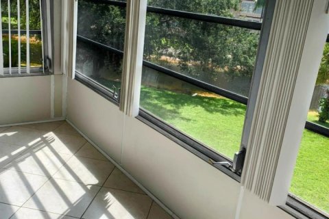 Condo in Lauderdale Lakes, Florida, 1 bedroom № 2261460 - photo 12