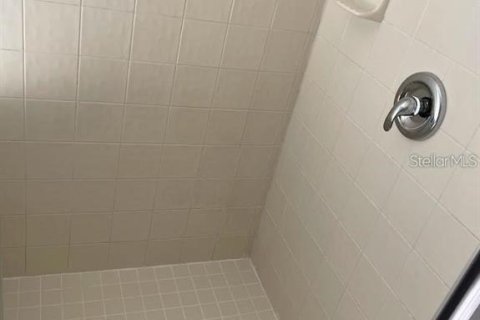 Villa ou maison à louer à Kissimmee, Floride: 3 chambres, 206.8 m2 № 1849908 - photo 20