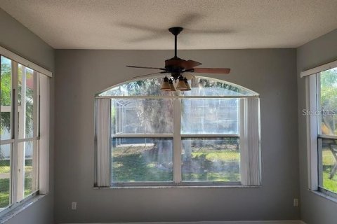 Villa ou maison à louer à Kissimmee, Floride: 3 chambres, 206.8 m2 № 1849908 - photo 23